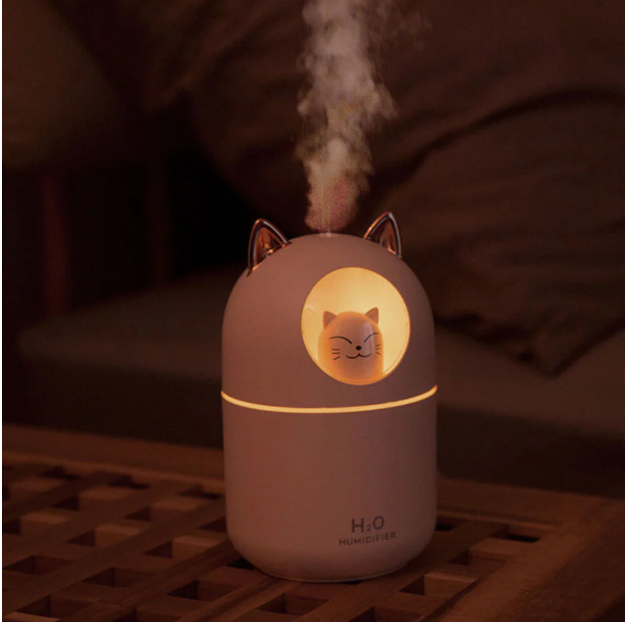 Cat Humidifier Cute Aroma Diffuser with Night Light